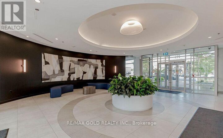 Property Photo:  215 Queen Street East 1401  ON L6W 0A9 