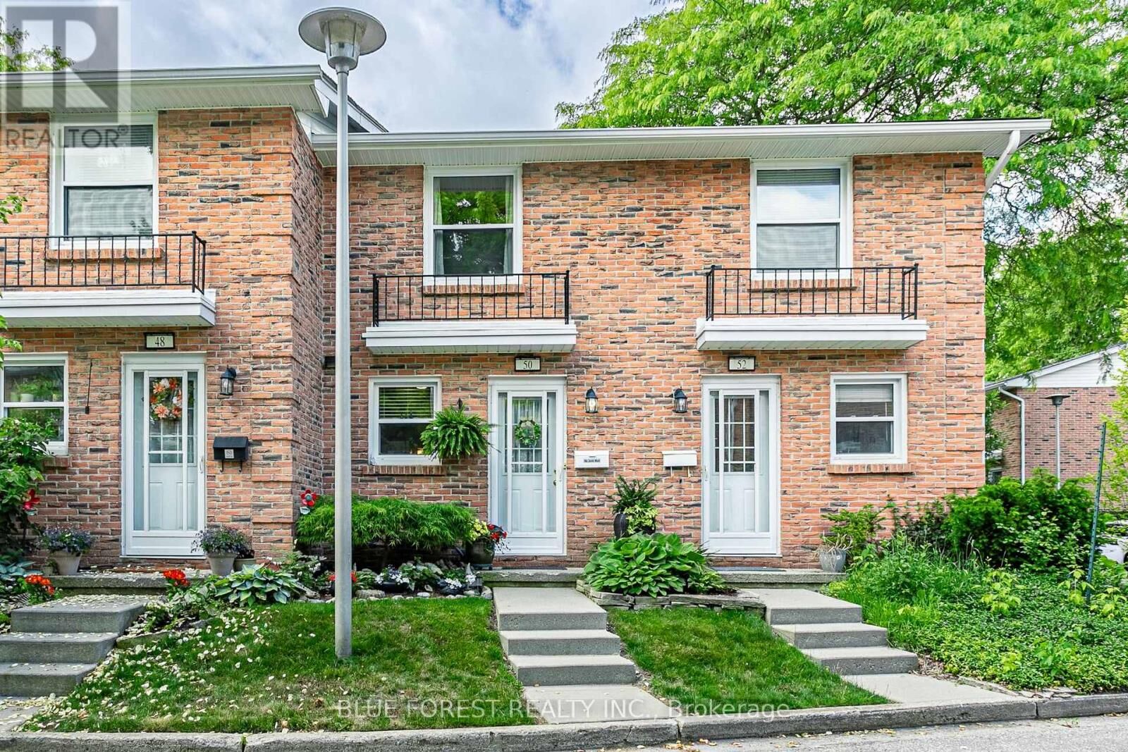 Property Photo:  1385 Commissioners Road West 50  ON N6K 1E2 