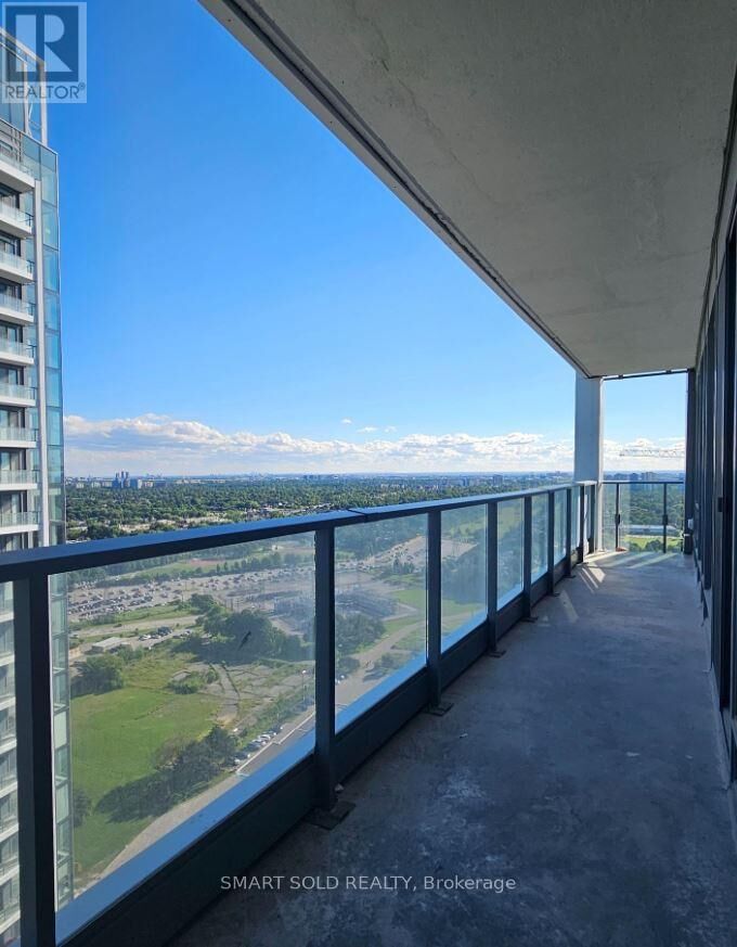 Property Photo:  7 Golden Lion Heights N2907  ON M2M 0C1 
