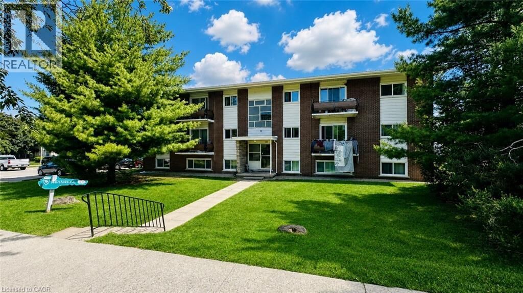 Property Photo:  428 Barrie Place 2  ON N2L 3Z7 