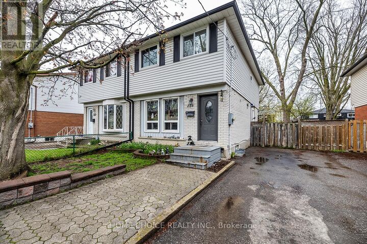 Property Photo:  225 Barkley Crescent  ON L1J 2E7 
