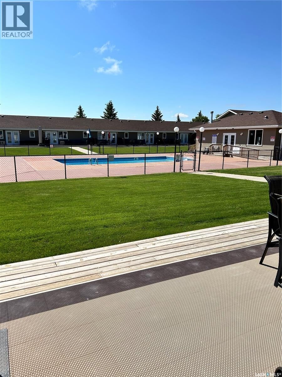 Property Photo:  15 1250 Aaro Avenue  SK S0H 1J0 