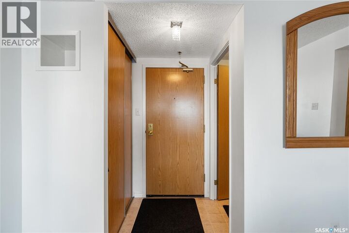 Property Photo: 701 430 5th Avenue N SK S7K 6Z2