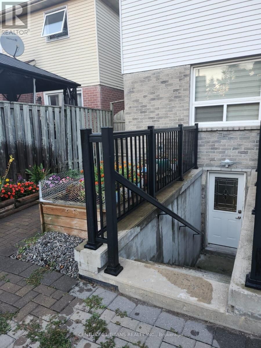 Property Photo: 56 Barnes Drive ON L1S 5G5
