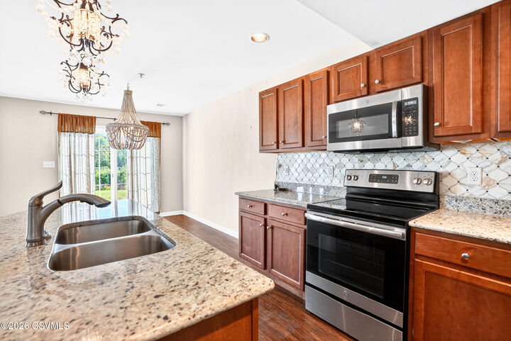 Property Photo:  175 N Oakwood Lane  PA 17870 