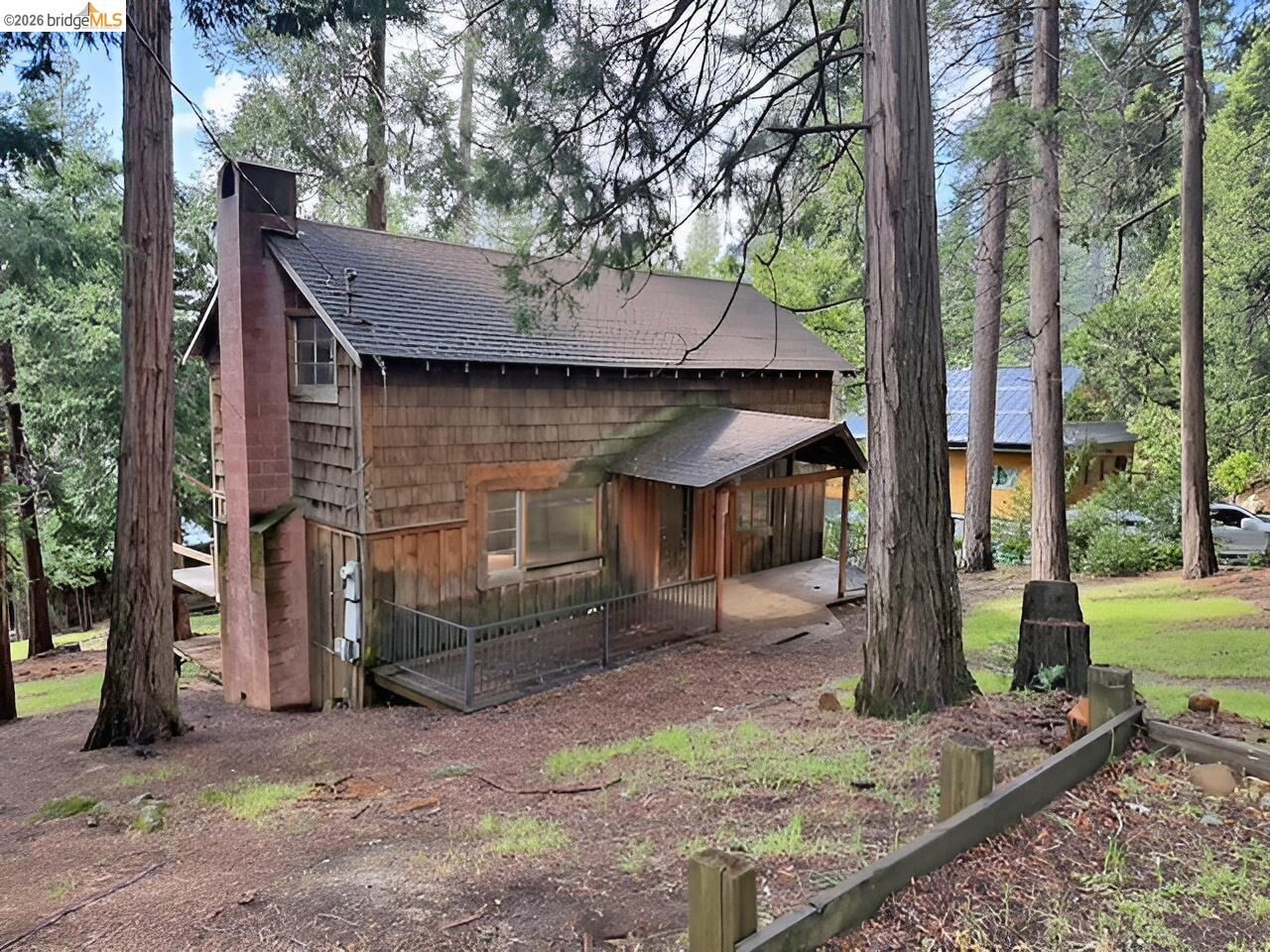 Property Photo: 20693 Muheli Rd CA 95346