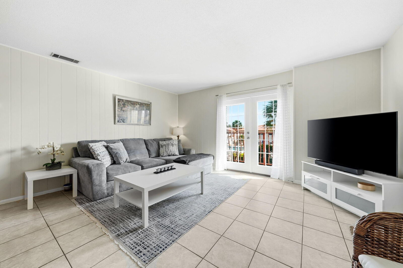 Property Photo:  2100 W Beach Drive Apt B202  FL 32401 