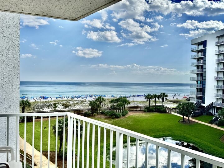 Property Photo:  114 Mainsail Drive Unit 138  FL 32550 