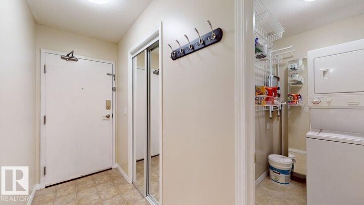Property Photo: 11408 108 Avenue NW 201 AB T5H 4R5