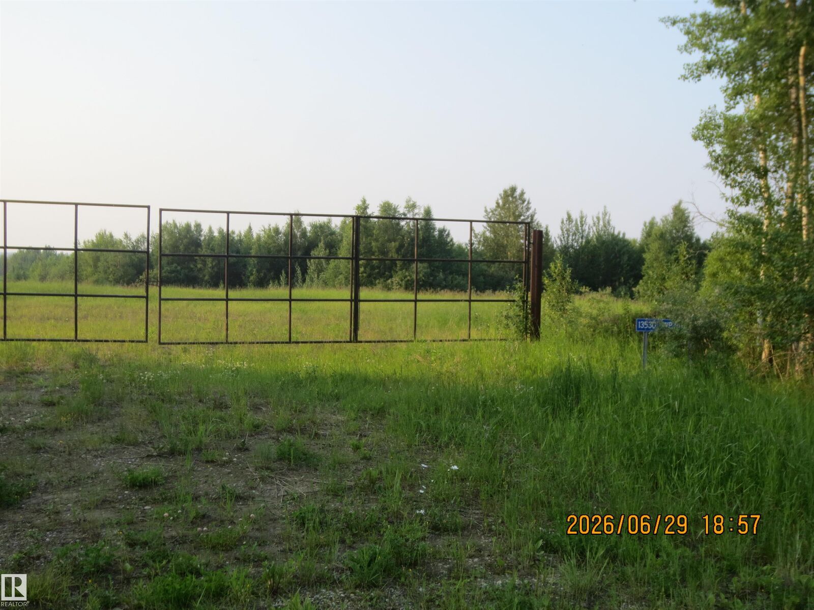 Property Photo: 13530 Township Road 550 AB T7E 3Z4