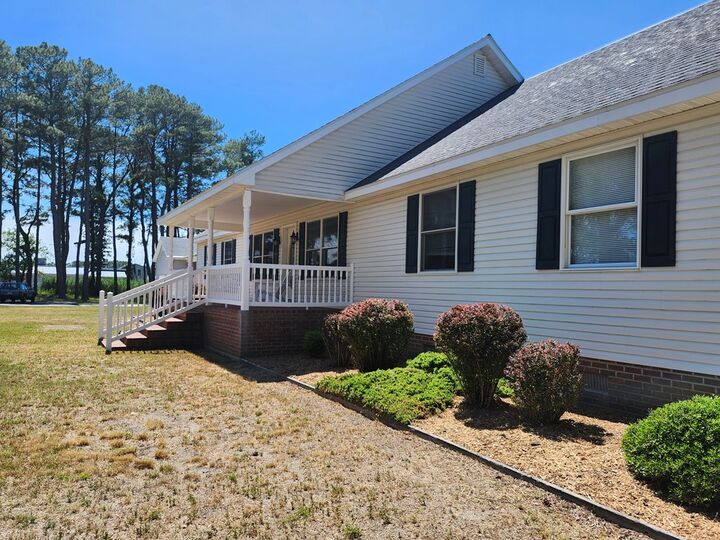 Property Photo:  5275 Woodland Dr  VA 23336 