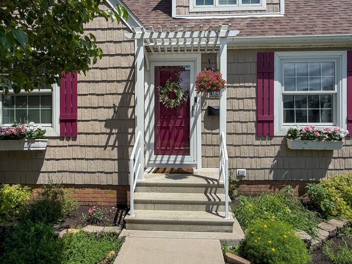 Property Photo:  1844 8th Avenue North  IA 50501 