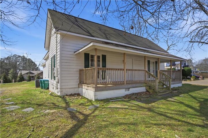 Property Photo: 6855 Reinhardt College Parkway GA 30183