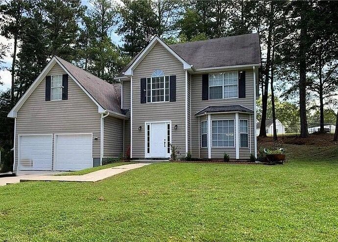 Property Photo:  4054 Manorside Court SW  GA 30039 