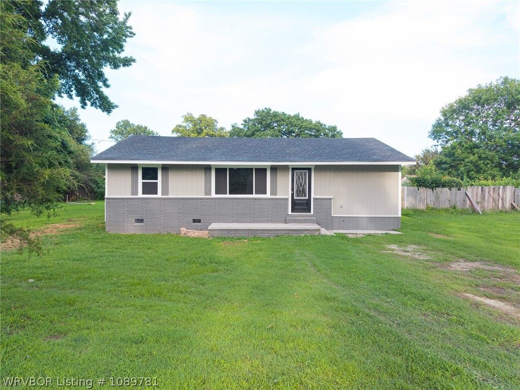 Property Photo:  206 Carson Road  OK 74954 