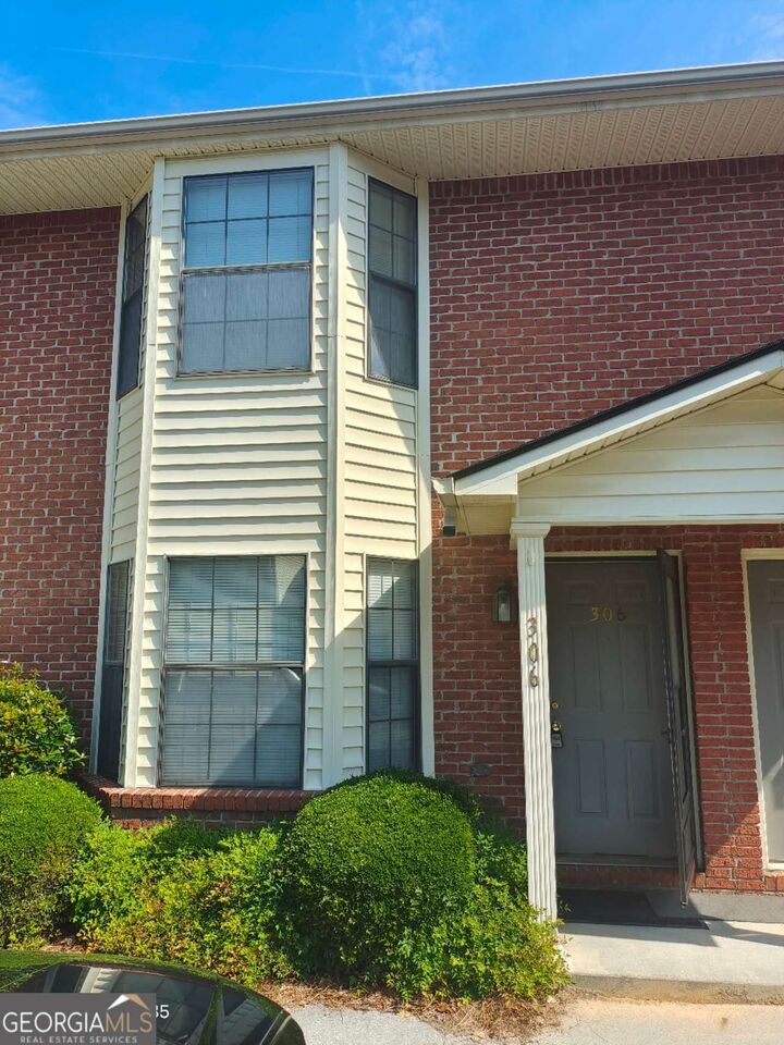 Property Photo: 306 Mount Vernon Drive GA 30701