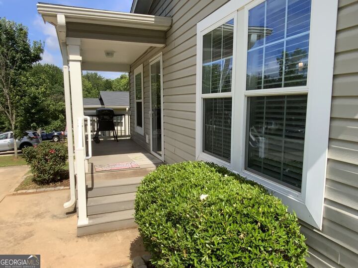 Property Photo:  130 Bob White Lane  GA 30263 