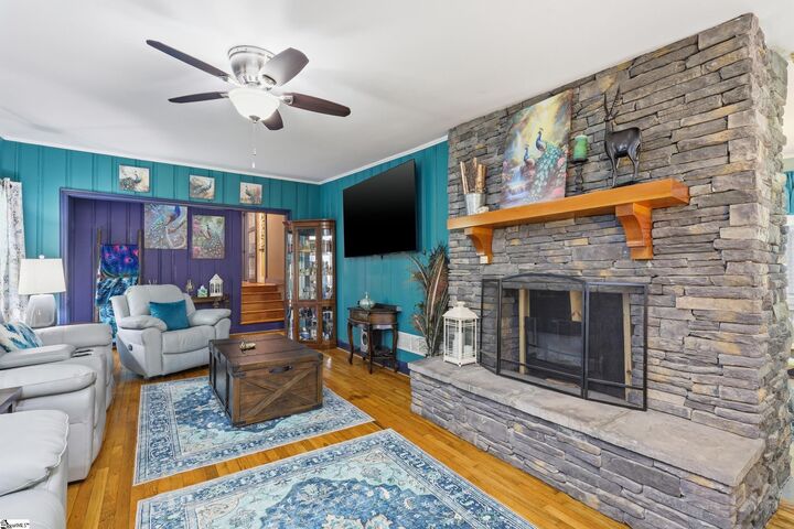 Property Photo: 116 Lakeshore Drive SC 29642