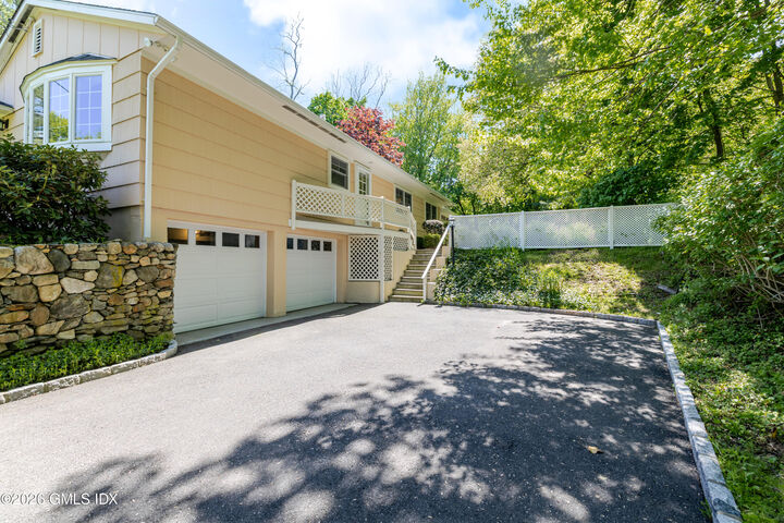 Property Photo:  395 Taconic Road  CT 06831 