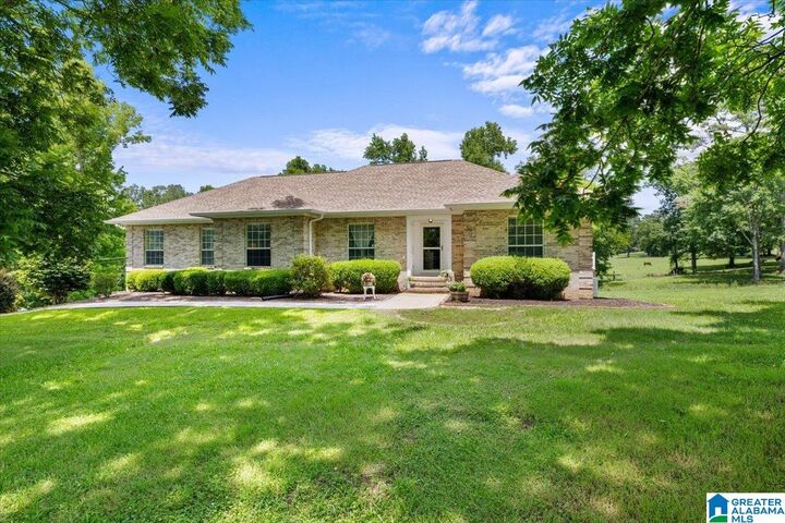 Property Photo:  5626 County Highway 11  AL 35079 