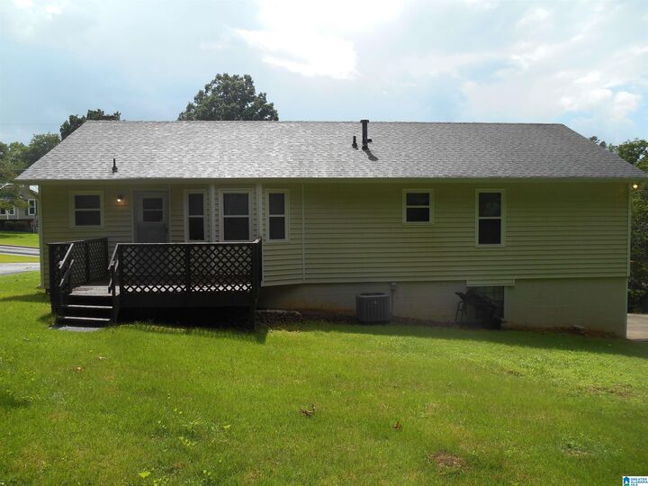 Property Photo: 5277 Briarwood Circle AL 35126