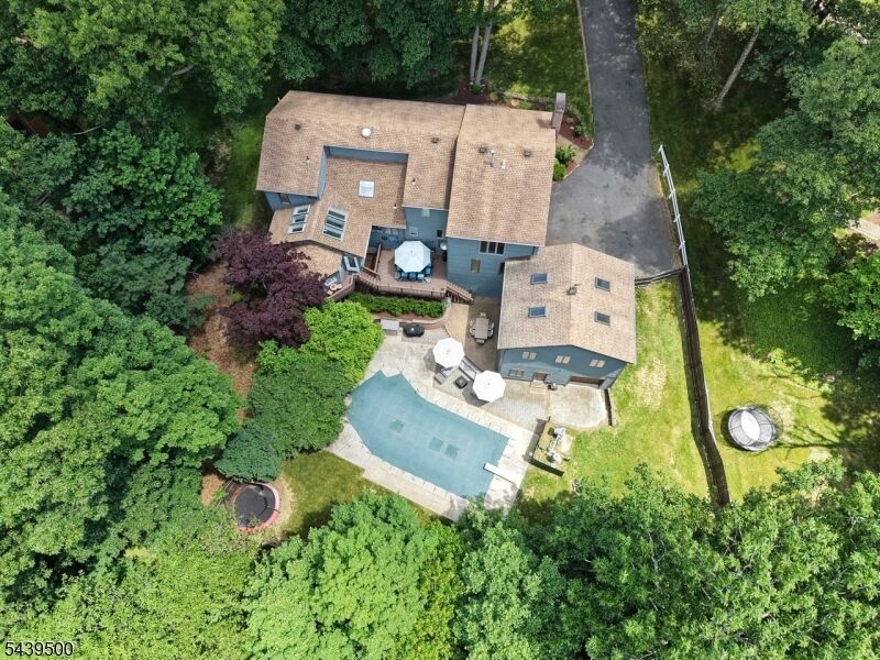 Property Photo:  25 Timber Ln  NJ 07869 