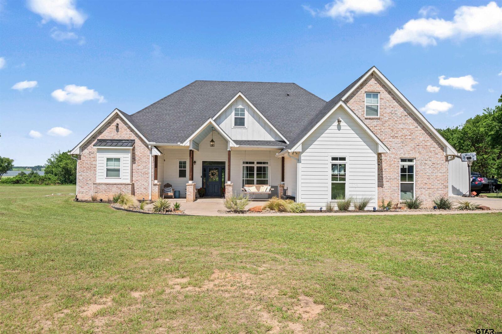 Property Photo: 334 County Road 1859 TX 75497