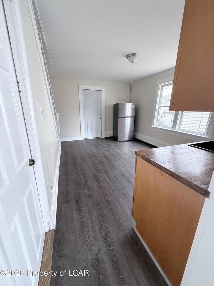 Property Photo:  129 Carlisle Street  PA 18702 