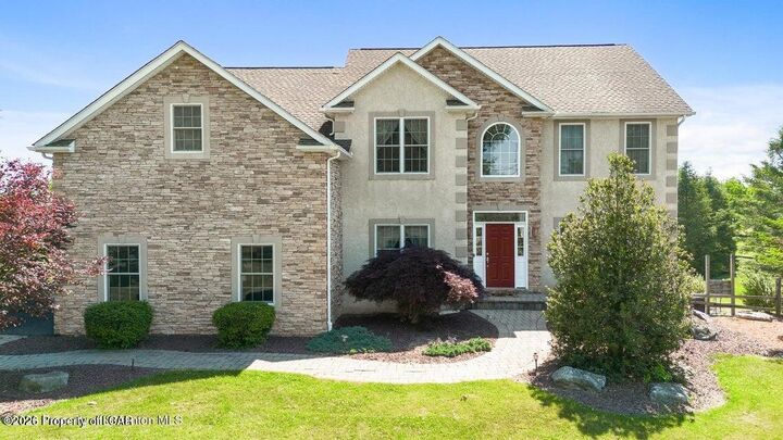 Property Photo:  562 Country Club Road  PA 18045 