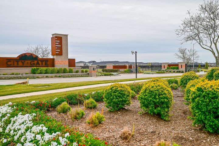 Property Photo:  3024 Stock Orchard Lane  TX 77047 
