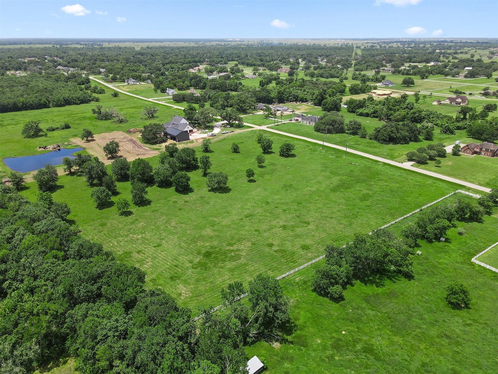 Property Photo:  16403 Sun Valley Lane  TX 77583 