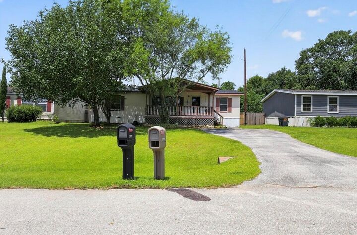 Property Photo:  31207 Wide Oak Circle  TX 77355 