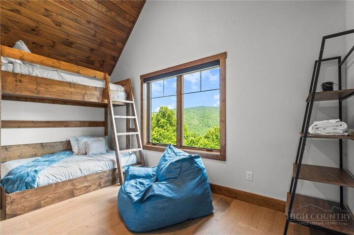 Property Photo: 1030 High Valley Overlook NC 28604