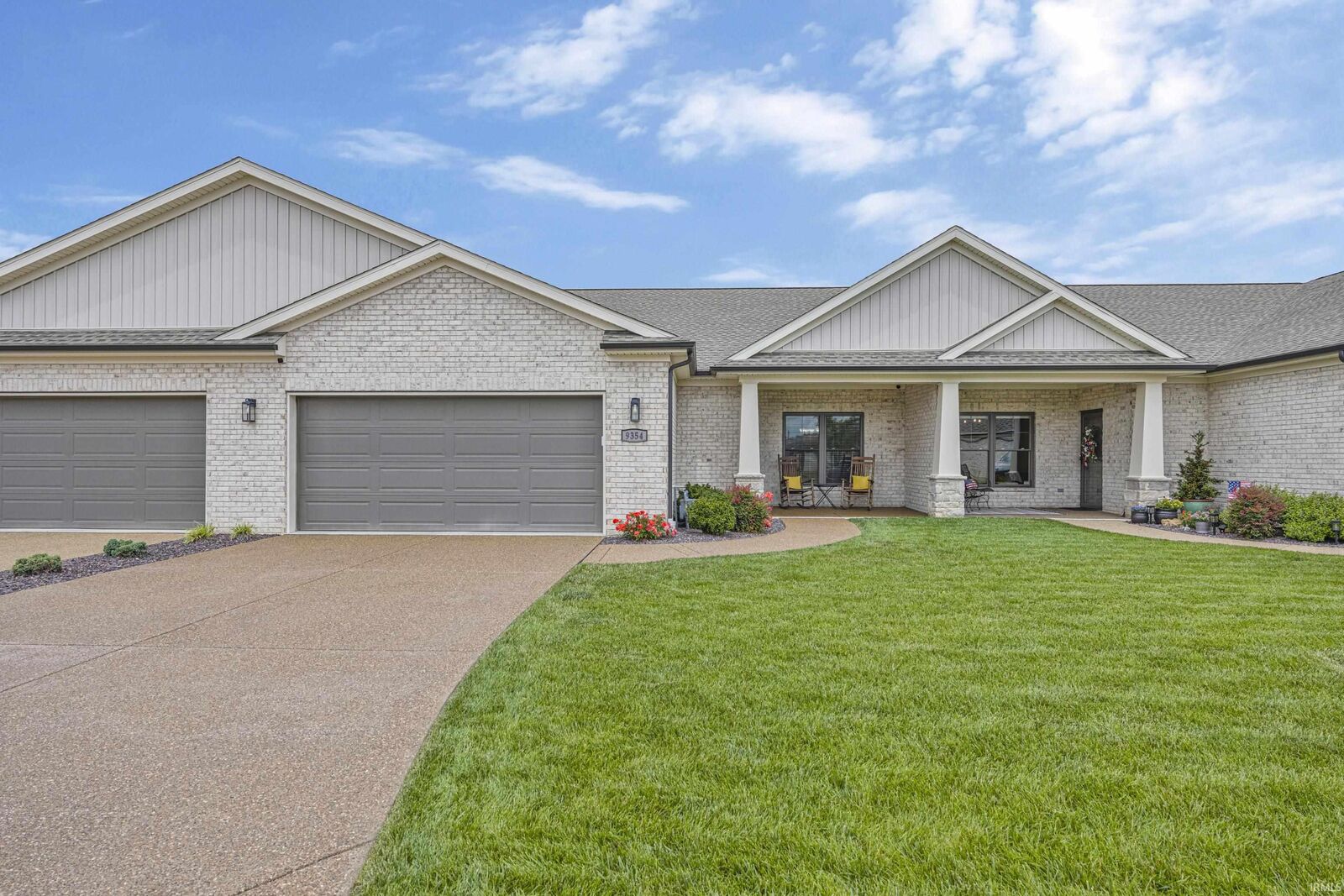 Property Photo: 9354 Oak Point IN 47630