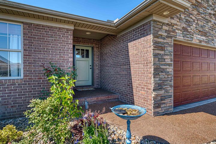 Property Photo:  9905 Arbor Lake Drive  IN 47630 