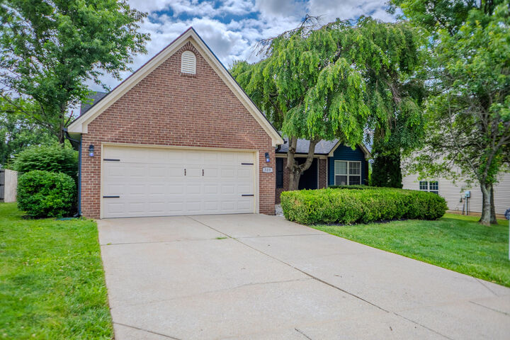 Property Photo: 309 Ravenwood Place KY 40475