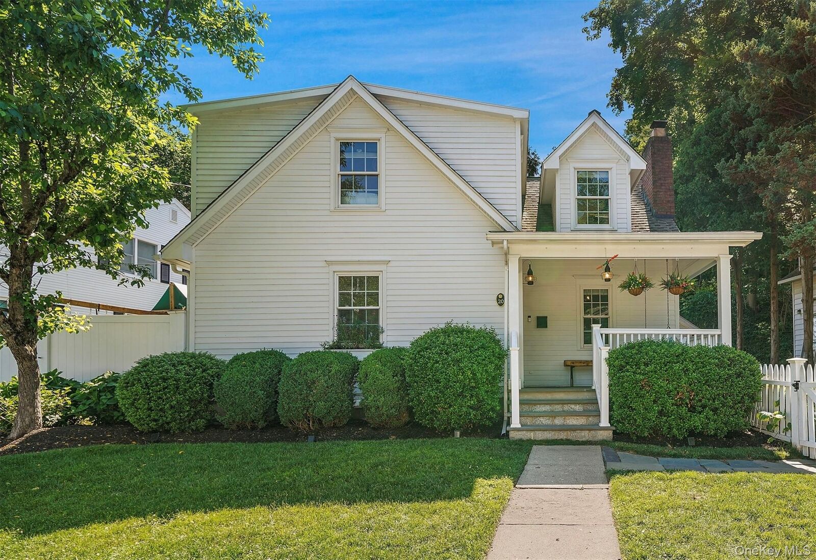 Property Photo:  20 North Street  NY 10536 