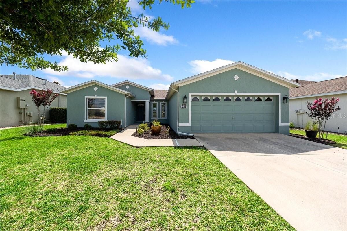 Property Photo: 15813 SW 16th Avenue Road FL 34473