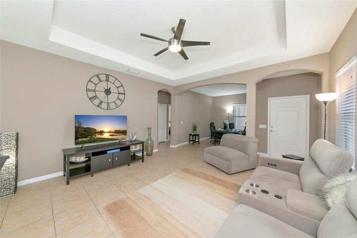 Property Photo:  4930 Newport News Circle  FL 34211 