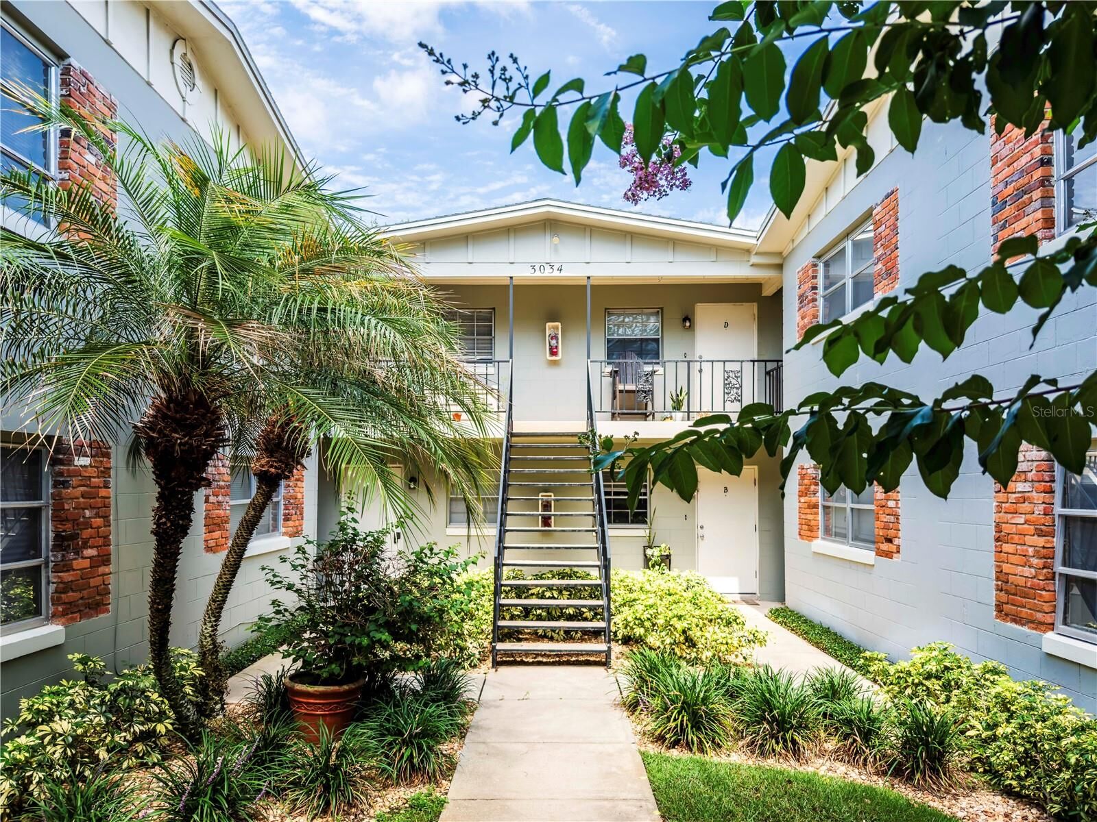 Property Photo: 3034 Fairway Lane A FL 32804