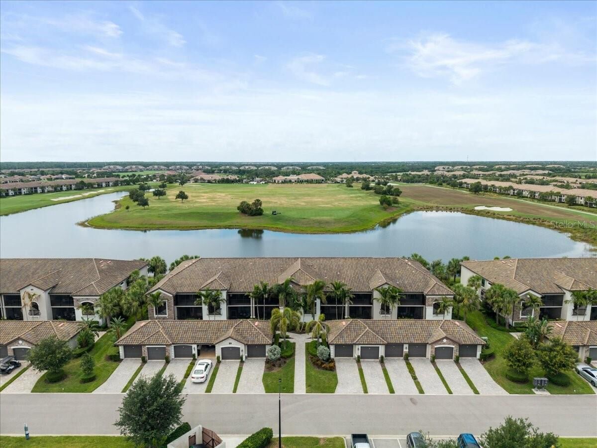 Property Photo:  5614 Palmer Circle 204  FL 34211 