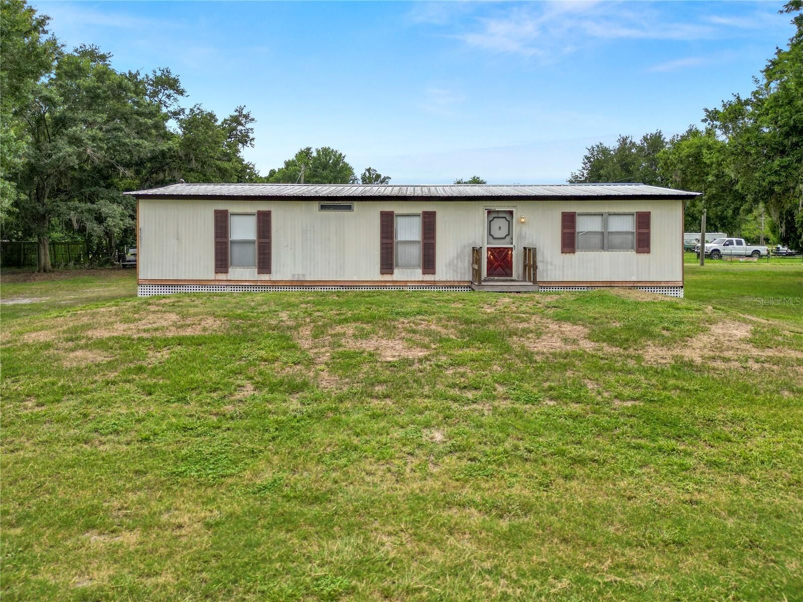Property Photo: 6216 Dovecrest Trail FL 33810