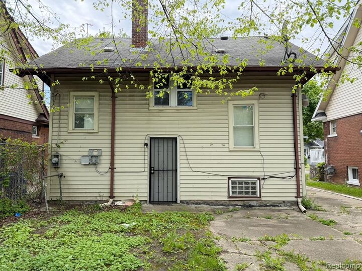 Property Photo:  13338 Freeland Street  MI 48227 2805 