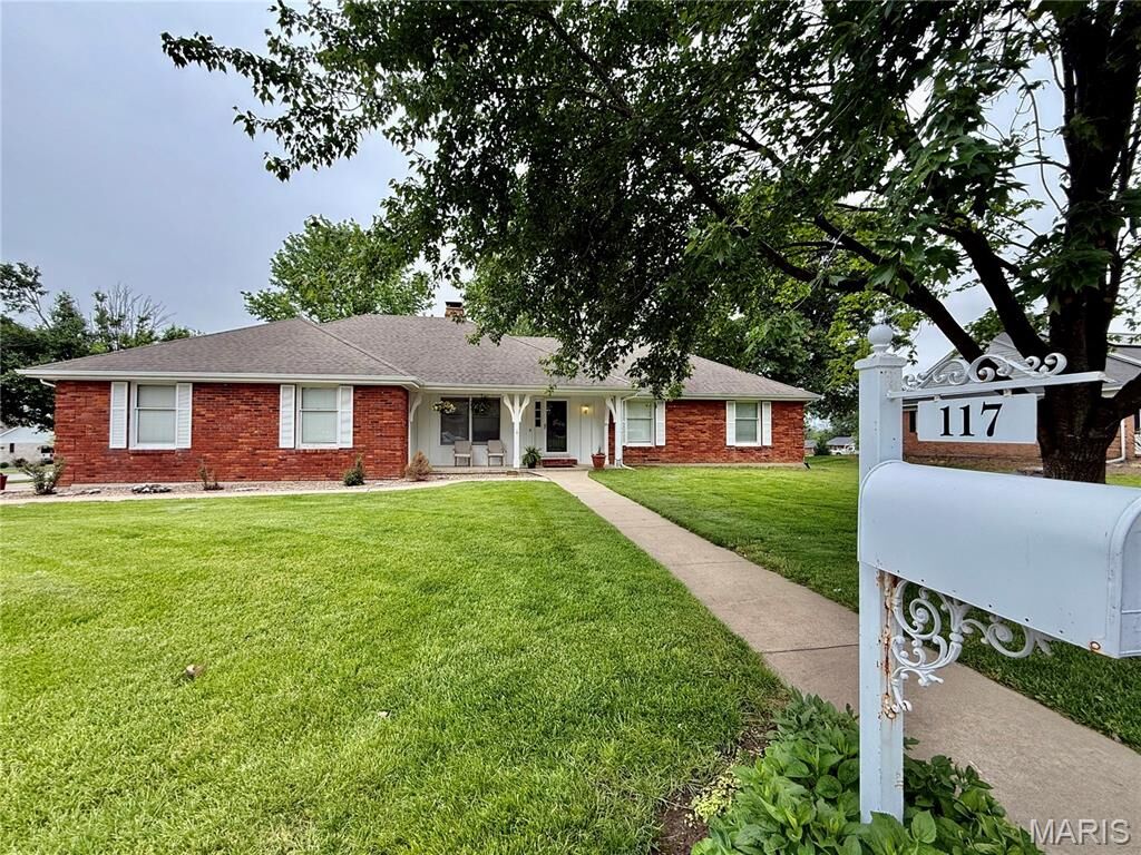 Property Photo:  117 Sharon Drive  MO 63361 