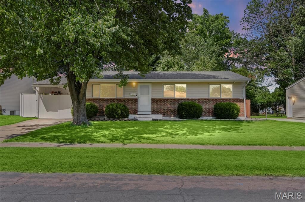 Property Photo: 1135 Kostka Lane MO 63031