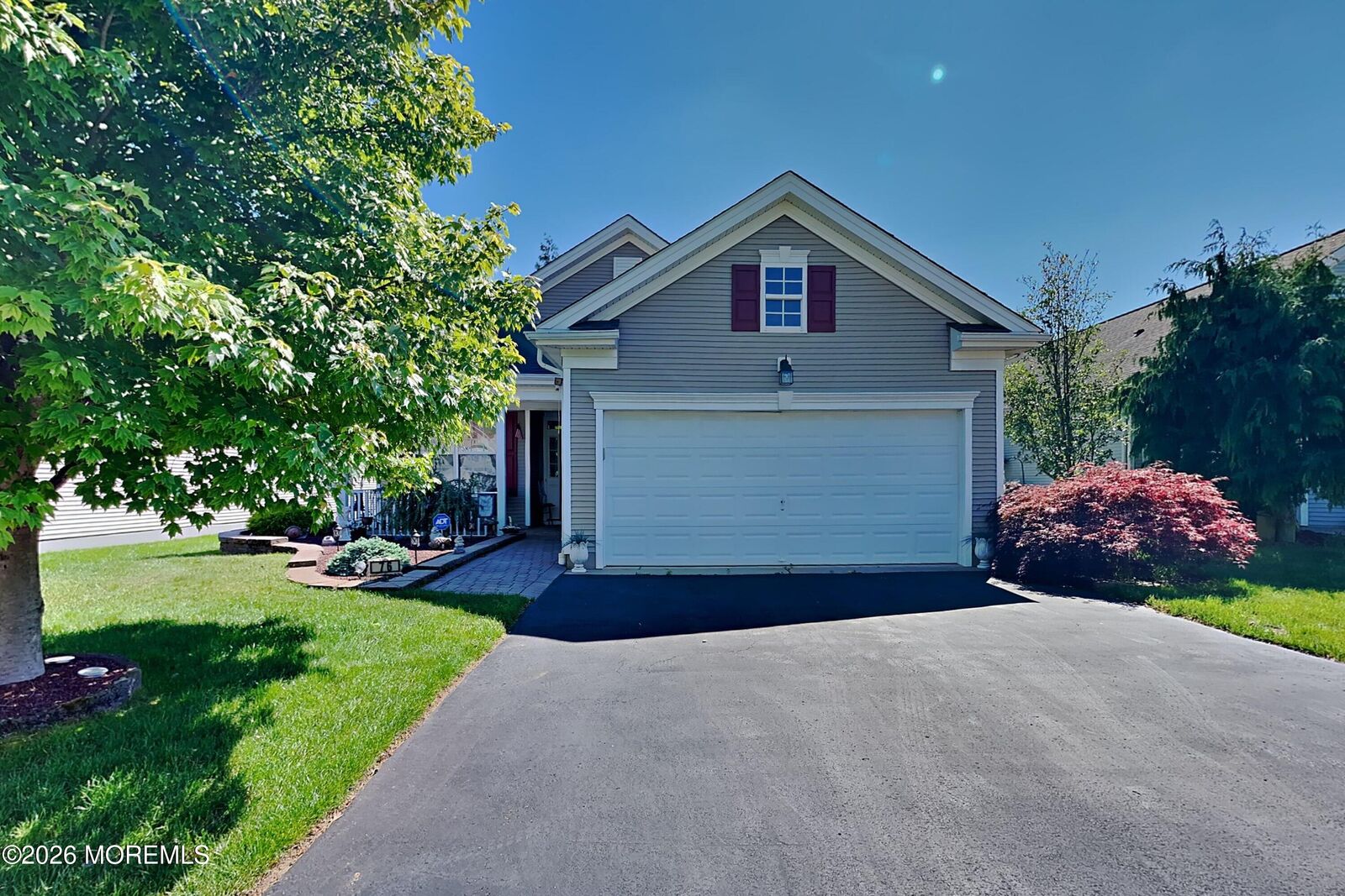 Property Photo:  76 Stamford Drive  NJ 08527 