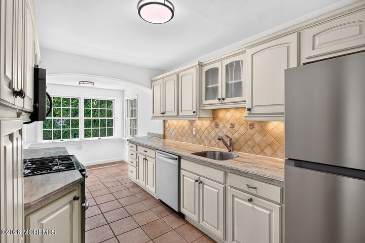 Property Photo:  93 N Sunnycrest Drive  NJ 07739 