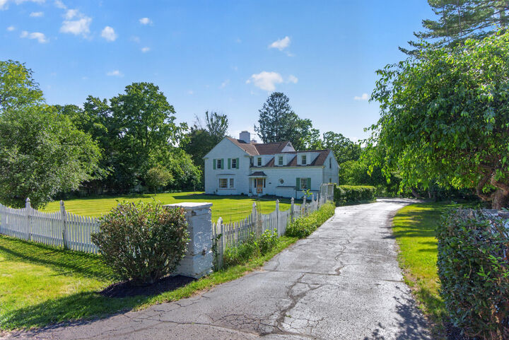 Property Photo: 5050 Browns Lake Road MI 49203