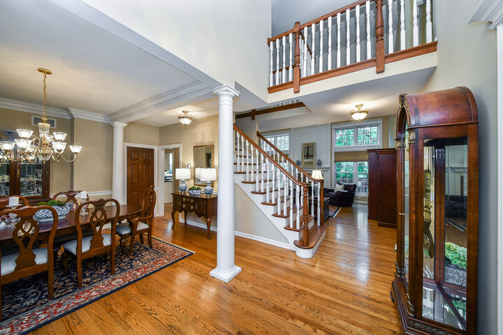 Property Photo: 26W039 Marion Avenue IL 60187