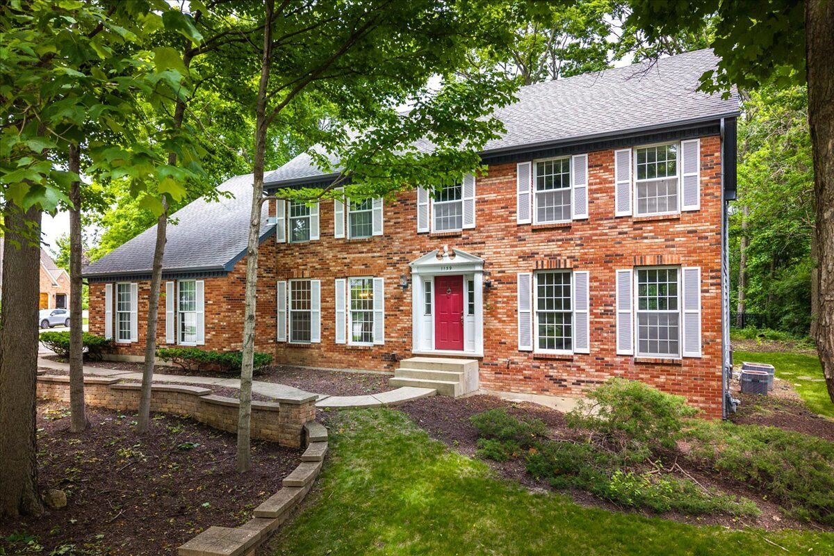 Property Photo: 1159 Hobson Mill Drive IL 60540